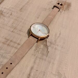 Opal Qrtz Tara Watch•needs battery•